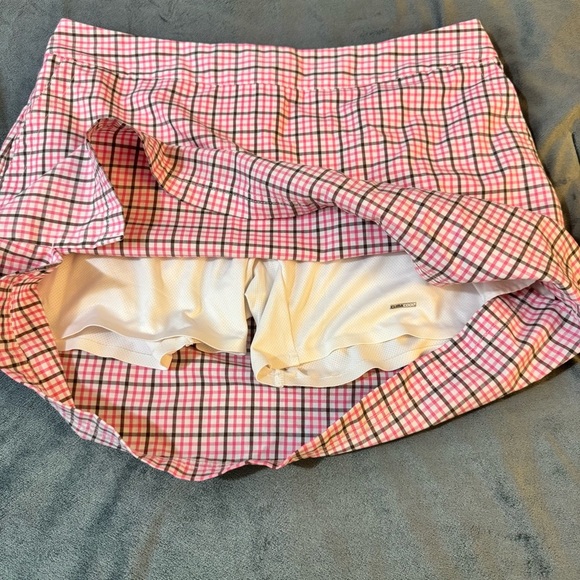 Adidas Golf Skirt Size 10

#1063 - Picture 5 of 13